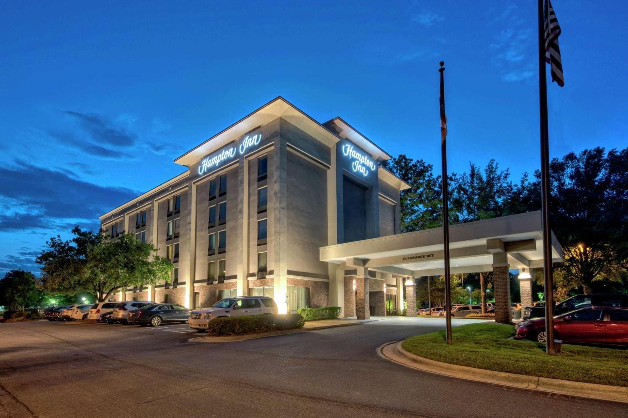 Hampton Inn Raleigh Cary Exterior photo