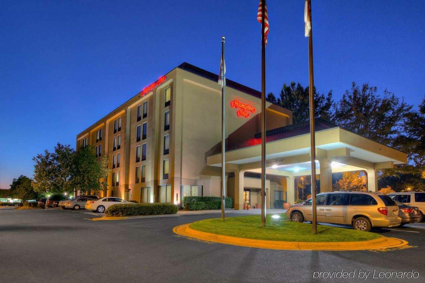 Hampton Inn Raleigh Cary Exterior photo